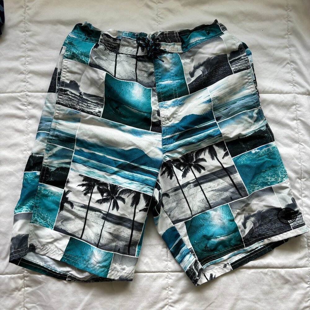 Body Glove Boys Swim Trunks Medium (10-12)